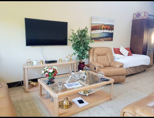 1 BEDROOM APARTMENT SOLD IN CLIFTON HILL ESTATE